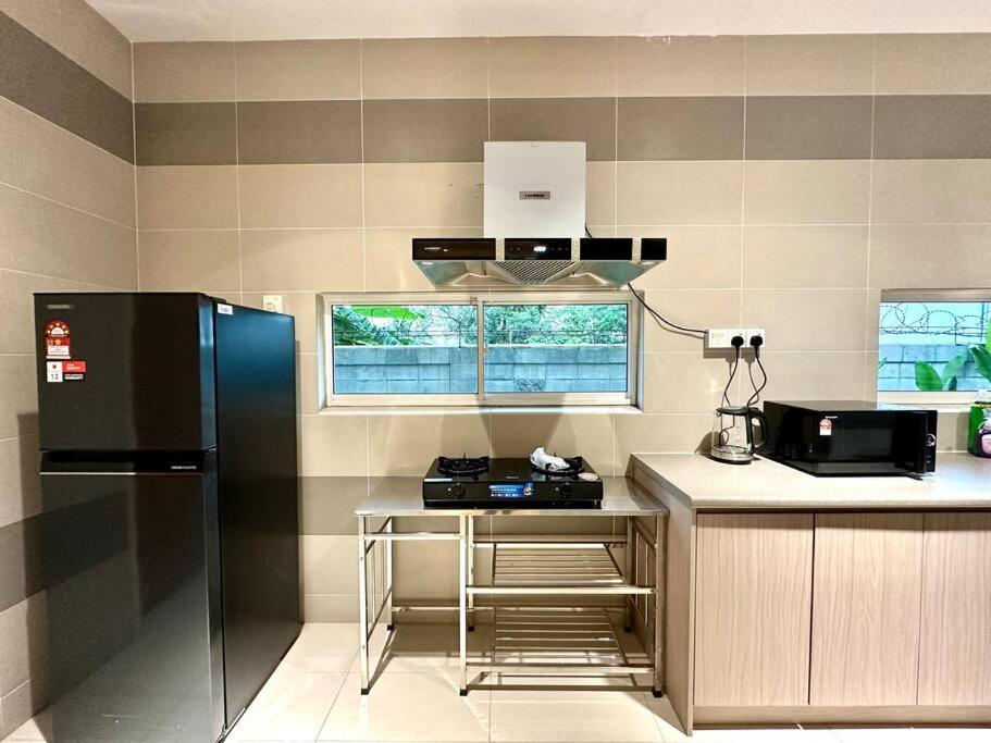 Luxe Homestay, - Pool, 18 Pax Rawang